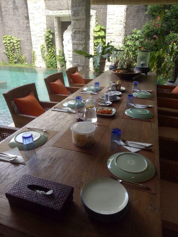 Puri Ratu Jimbaran Villa Luaran gambar